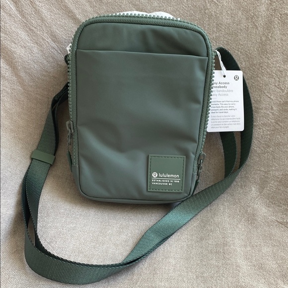 lululemon athletica Handbags - Lululemon Easy Access Crossbody Bag